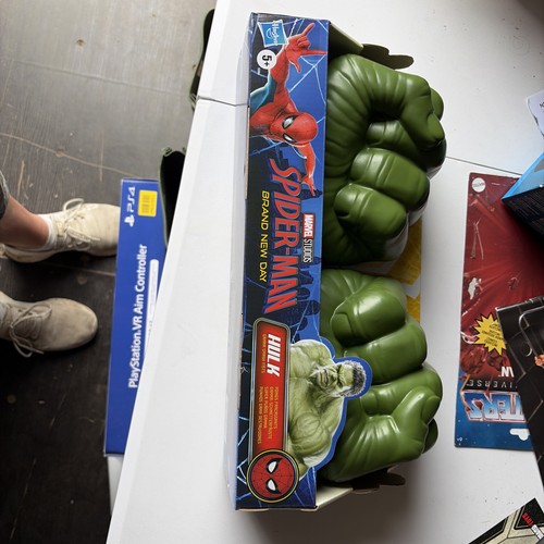 Marvel spider man day - spider-man, hulk